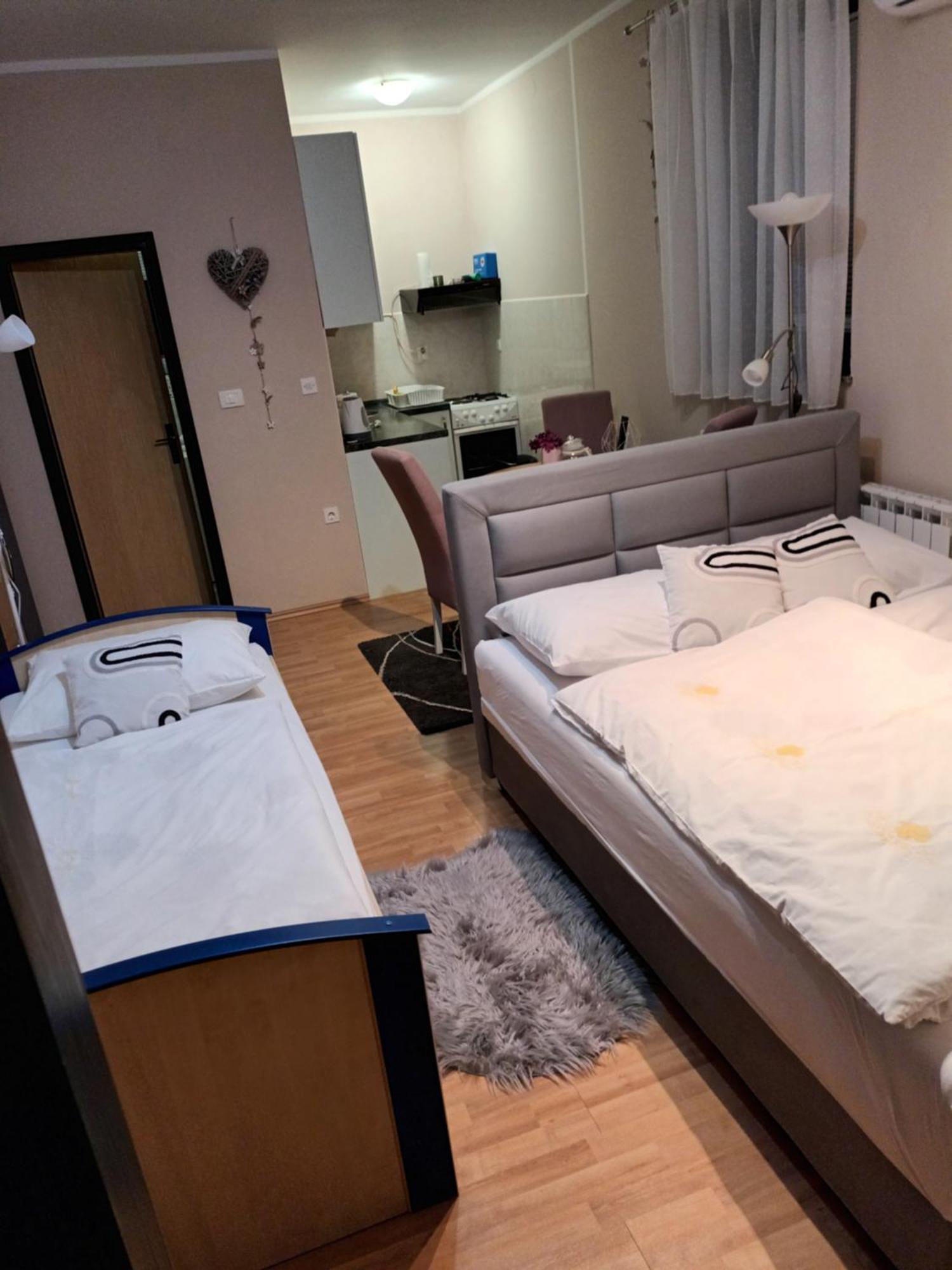 Studio Apartman Salopek 오굴린 외부 사진